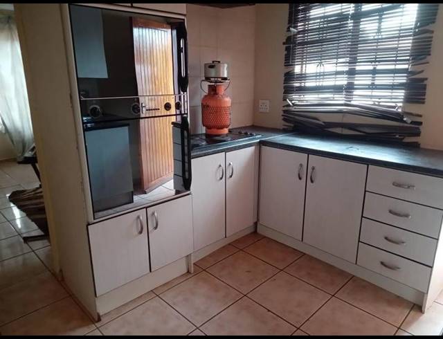 3 BEDROOM PROPERTY TO RENT IN THE ORCHARDS
